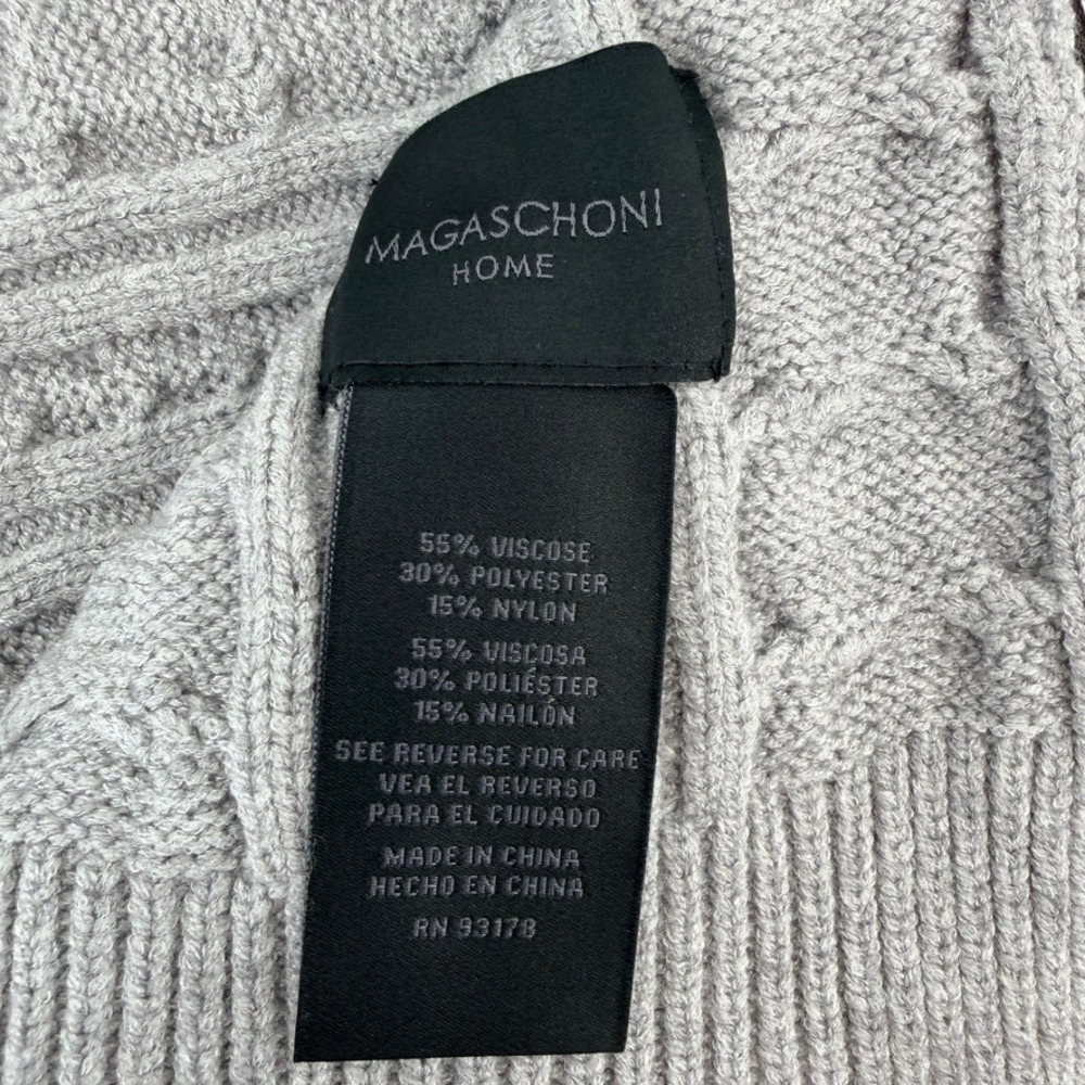 Magaschoni Cable Knit Sweater Throw Blanket 50" X 60" Gray Heather NWT Gift Box - Picture 2 of 3